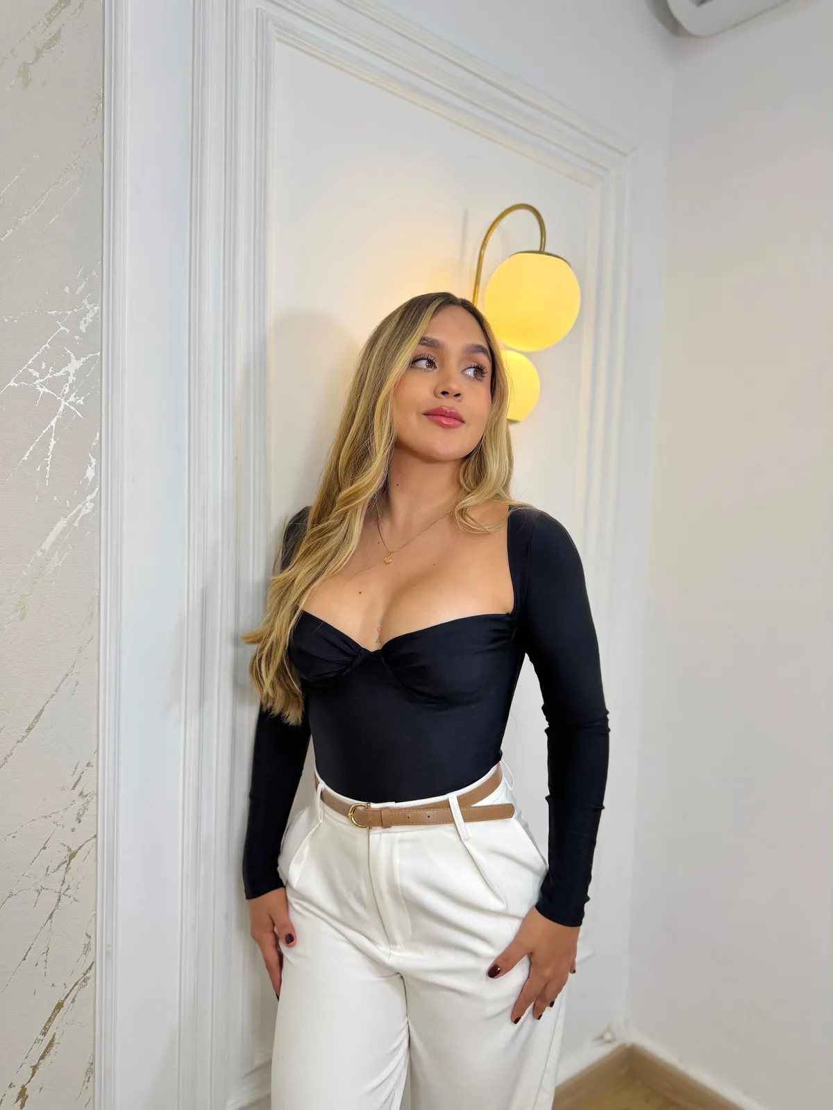 BODY LIA 2